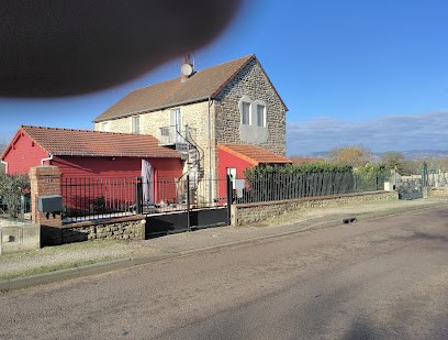 Calme Au Canal Du Centre - B&B - Chambres D'hôtes - Gîte - Côte Chalonnaise, Chambre d'Hôtes à Dennevy