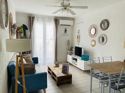 Les Pieds Dans L'eau, Location de Vacances à Saintes-Maries-de-la-Mer