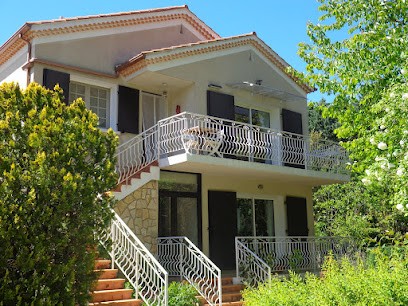 Il Bosco Chambre d'hôtes, Chambre d'Hôtes à Méounes-lès-Montrieux