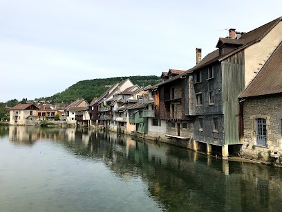 Chez Mamie Maxeline, Location de Vacances à Ornans