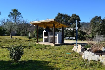 Maison de Charme Gîte La Capitelle Meublé de Tourisme 4 étoiles, Location de Vacances à Claret