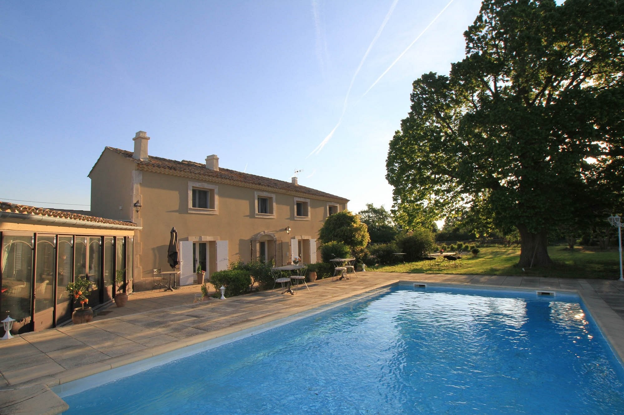 Les Ecuries du Mas Lamanon, Maison d'Hôtes à Lamanon