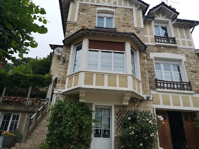 Montabeille Chambre d'hôtes, Chambre d'Hôtes à Mont-Saint-Père