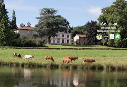 The Masbareau, Rooms And Charming Guest Table, Chambre d'Hôtes à Royères