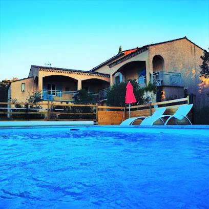 Villa Fleurie, Location de Vacances à Saint-Siffret