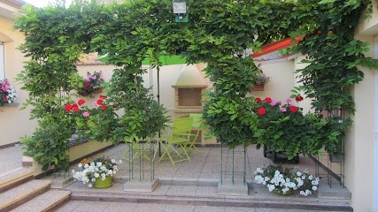 Les Glycines 54200 Choloy-Ménillot, Chambre d'Hôtes à Choloy-Ménillot