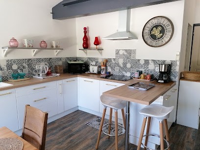 L’Atelier gite douillet aux portes des Cévennes, Location de Vacances à Mons