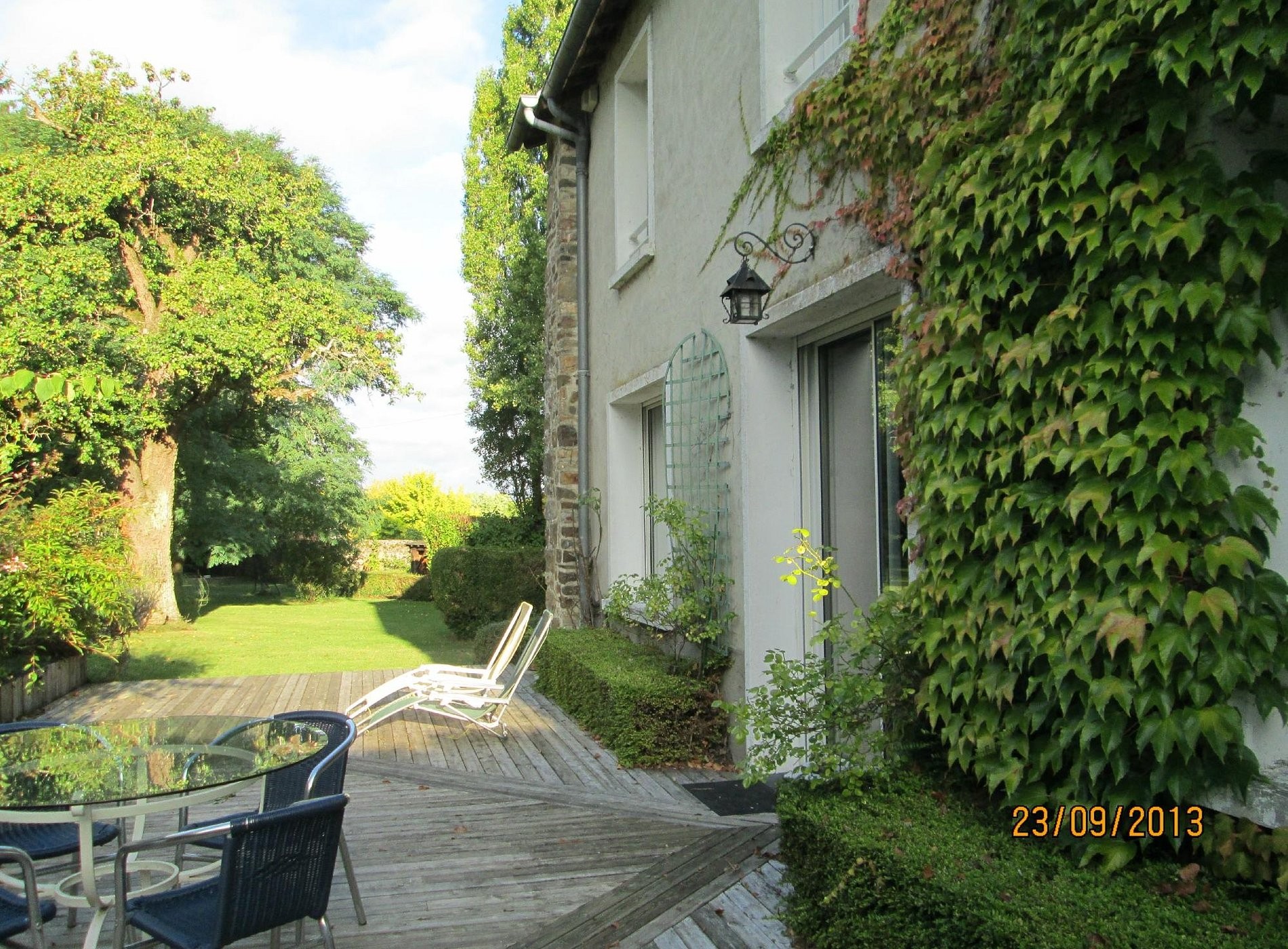 Chambres D'Hôtes Les Ifs, Chambre d'Hôtes à Montsûrs-Saint-Céneré