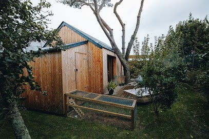 B & B in The Hague Domaine du Mont Roulet, Chambre d'Hôtes à La Hague