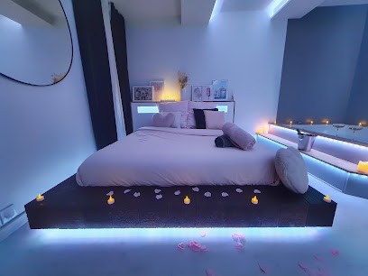 Suite CineWood Spa, Chambre d'Hôtes au Beausset