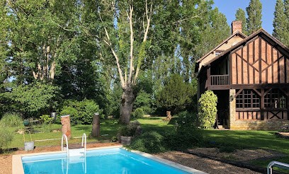 Le Domaine du Moulin Foulon, Chambre d'Hôtes à Essay