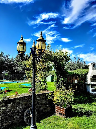 Gîte La Provotière, Location de Vacances à Madré