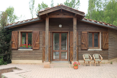 Studio / Gîte Maartje + Frans, Location De Vacances à Puycelsi