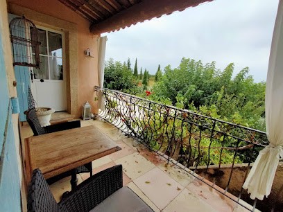 Mas Des Amandons, Chambre d'Hôtes à Cucuron