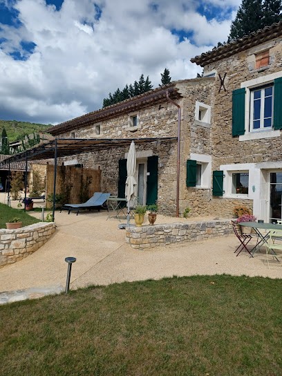 Mas Les Escourtades, Chambre d'Hôtes à Cornillon
