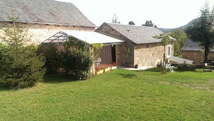 Gîte rural l'Oustal de Louis, Location de Vacances à Sévérac d'Aveyron