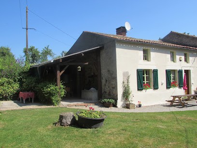Le Sauguillon Gite, Location de Vacances à Saint-Sornin-la-Marche