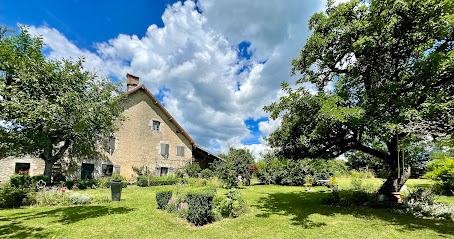 A La Maison Du Loup Bleu Chambres D'hôtes Et Gîte, Location De Vacances à Besain
