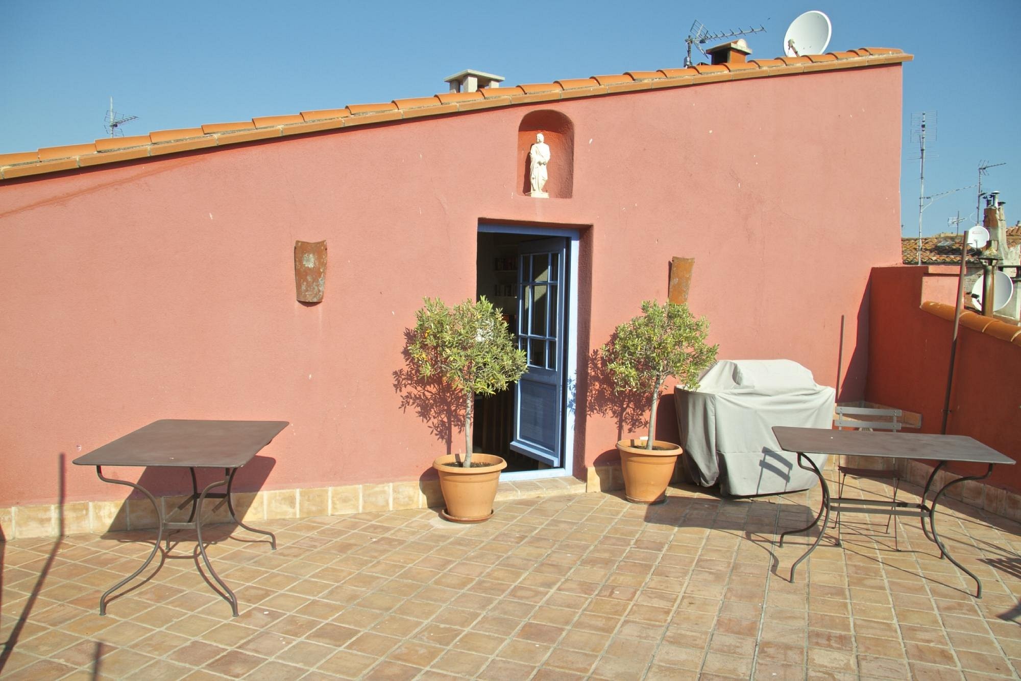 El Pinyol d'Oliva, Maison d'Hôtes à Ille-sur-Têt