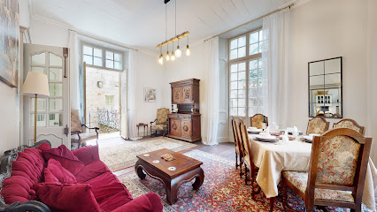 L'hôtel Abzac De La Douze Et L'hôtel Merèdieu, Rue Limogeanne, Périgueux, Location De Vacances à Périgueux