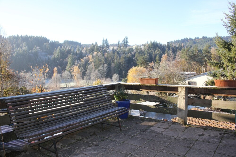 MMM, Chambre d'Hôtes à La Séauve-sur-Semène