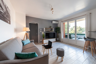 Mon Petit Chez Moi - Appart T2 Confort - Calme - Proche Plage, Location De Vacances à la Ciotat