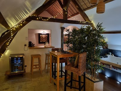 Duo Détente Suite jacuzzi et sauna Privatifs, Chambre d'Hôtes à Vernou-la-Celle-sur-Seine