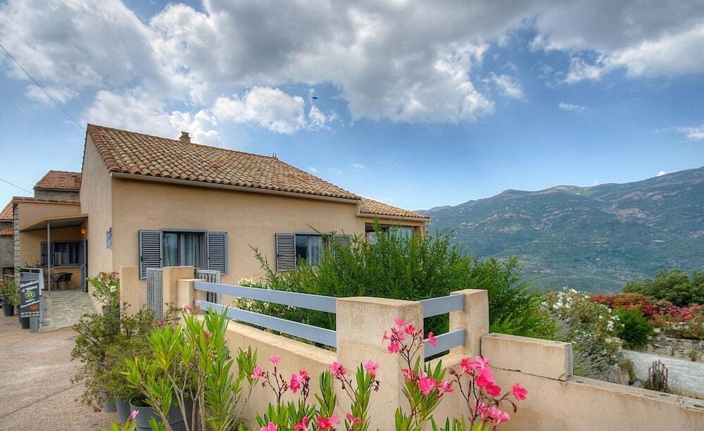 Chambre d’hôte Villa Cardellini - Gîtes de France, Chambre d'Hôtes à Aullène