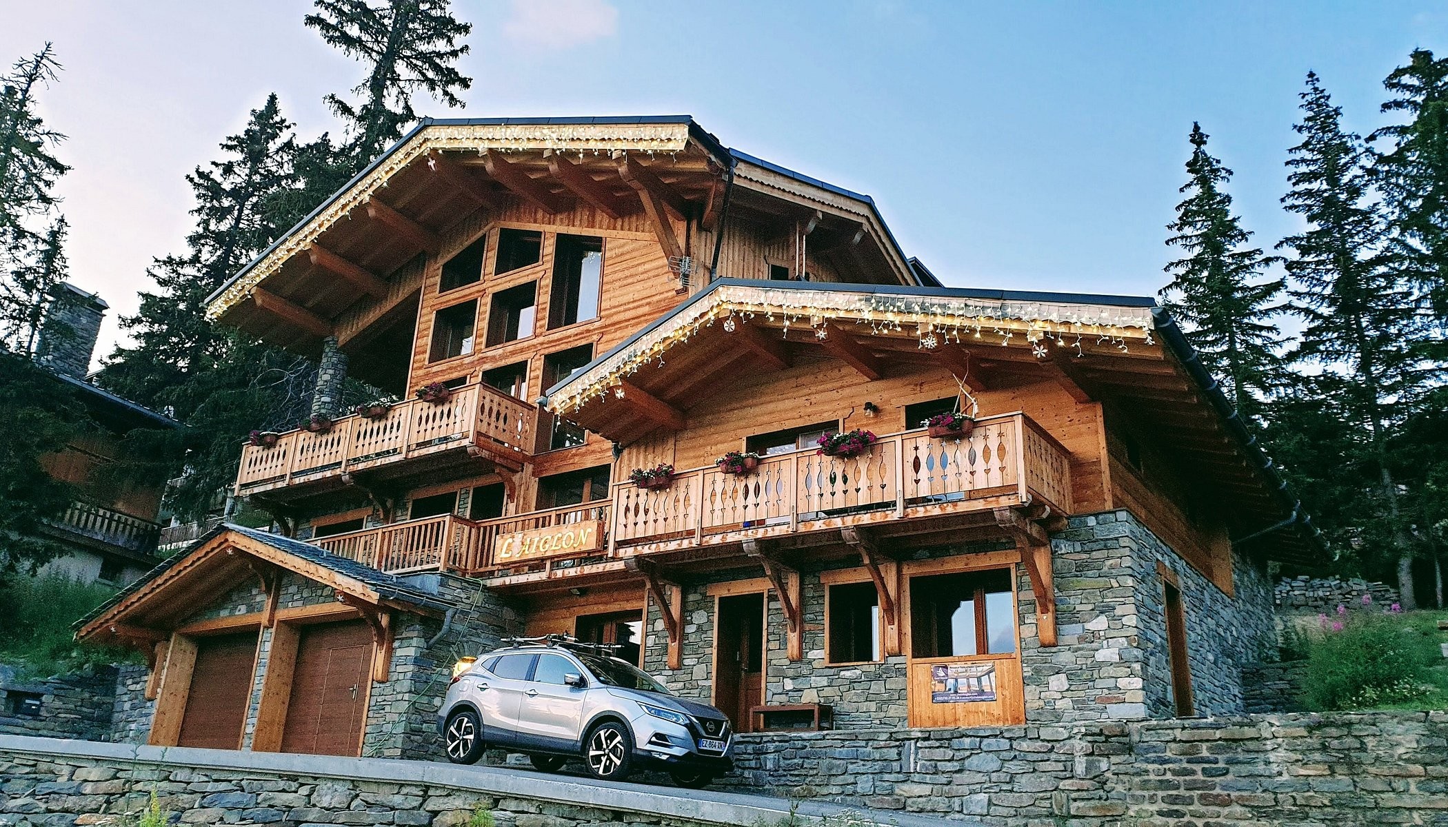 Chalet l'Aiglon, Maison d'Hôtes à Montvalezan
