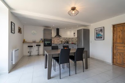 Gite Le Petit Bain, Location de Vacances à Saint-Germain-des-Prés