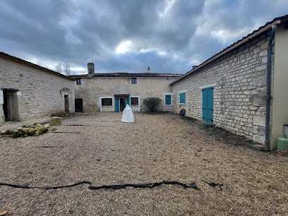 Les Touches, Chambre d'Hôtes à Blanzaguet-Saint-Cybard