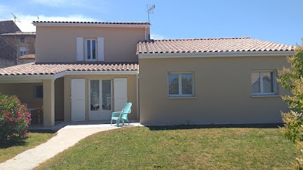 Location Maison cure et vacances à Jonzac, Location de Vacances à Jonzac