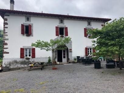 Etche Iza, Chambre d'Hôtes à Hosta