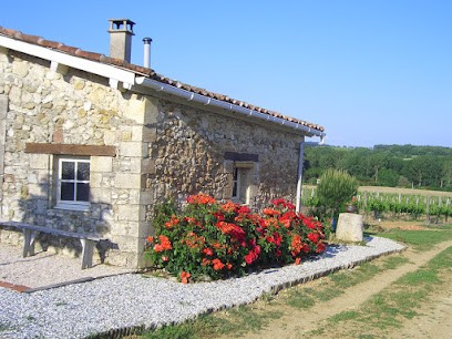 le Couloume, chambre d'hotes, gîtes et camping, Chambre d'Hôtes à Montréal