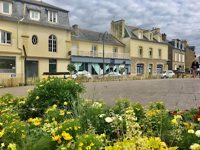 Hulbert Locations -Residence Du Paradice, Location De Vacances à Dinard
