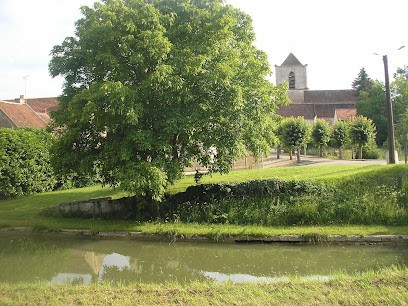 Le Clos de Lucy, Chambre d'Hôtes à Lucy-sur-Yonne