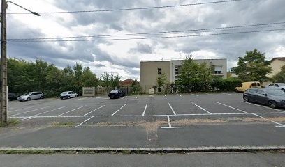 Pension De Famille Maison Relais, Chambre d'Hôtes à Mâcon