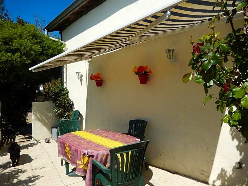 Chez Corinne, Chambre d'Hôtes à La Roche-Chalais