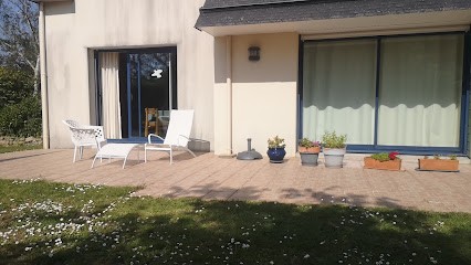 Maison Fleurie Et Calme, Chambre d'Hôtes à Ploemeur