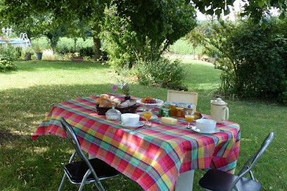 Les Petites Marnes, Chambre d'Hôtes à Ourches