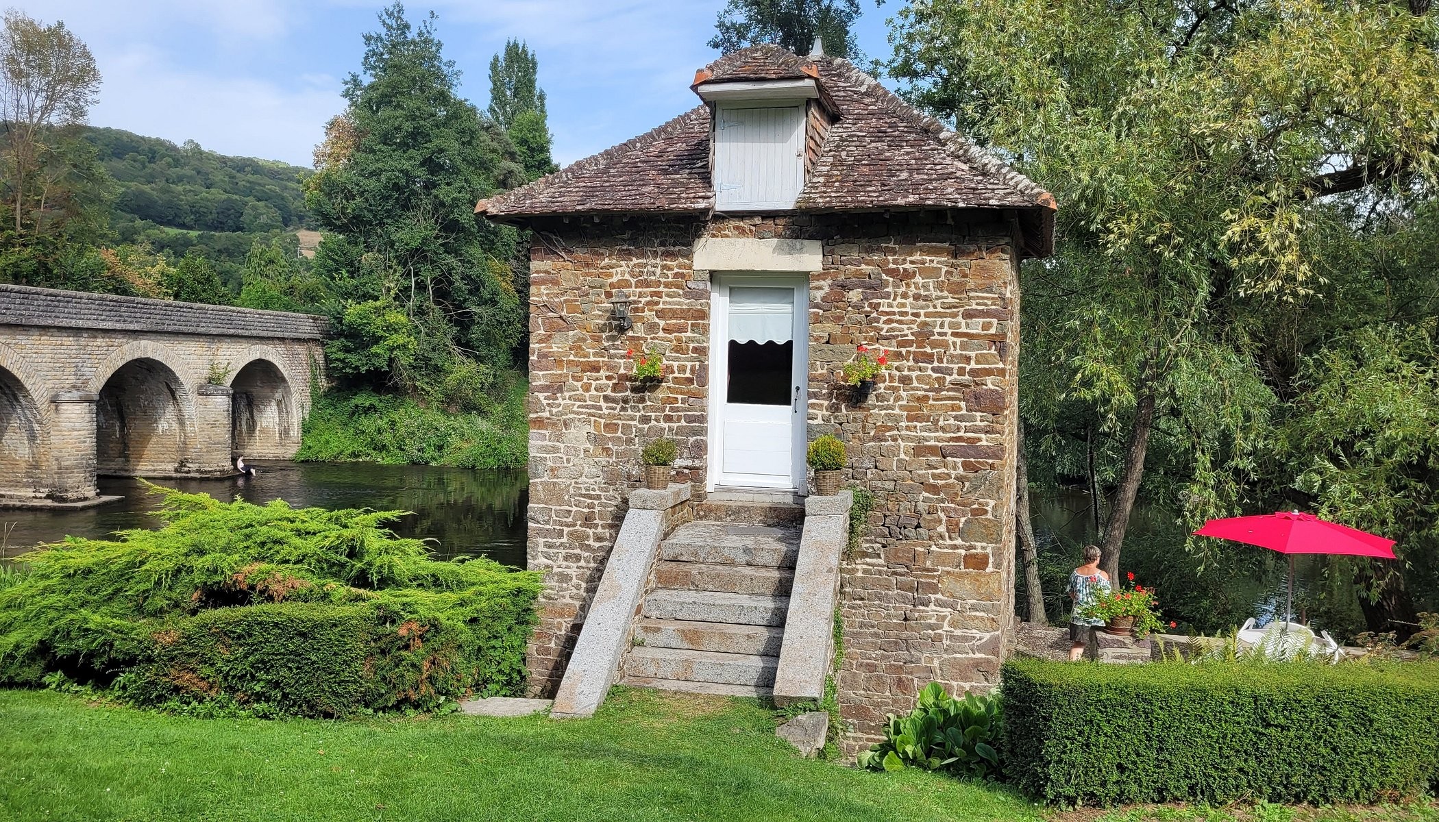 Bed And Breakfast Le Vey Bridge, Chambre d'Hôtes à Clécy