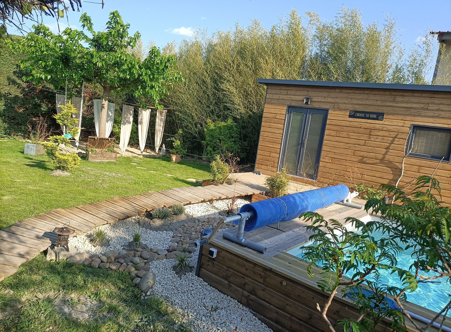 Cocoon'inn&Spa, Chambre d'Hôtes à Saint-Saturnin-lès-Avignon