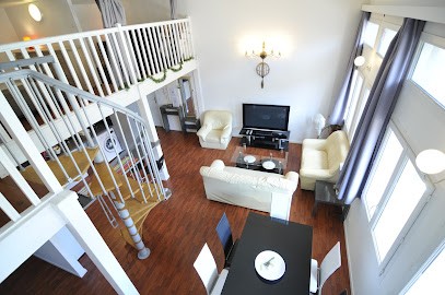 Creativ Appart, Location de Vacances à Saint-Cyr-l'École