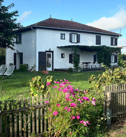 Bienvenue À La Maison - Location De Vacances, Chambre D'hôtes à Mézos