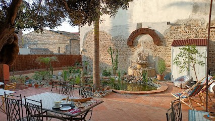 El Castell Embruixat, Chambre d'Hôtes à Saint-Hippolyte