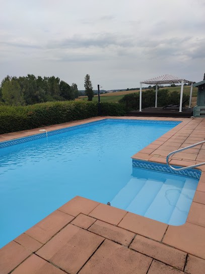 Lascatines, Location de Vacances à Monbahus