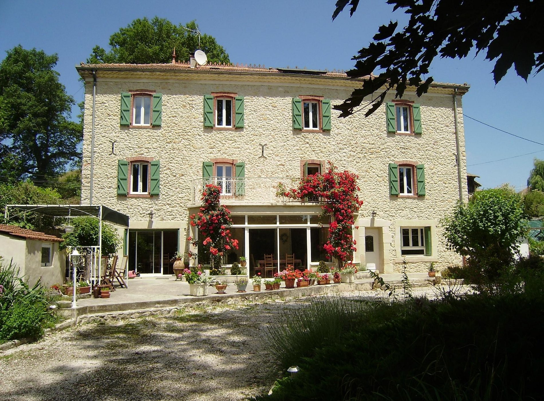 Le Moulin du Pont, Chambre d'Hôtes à Aurignac
