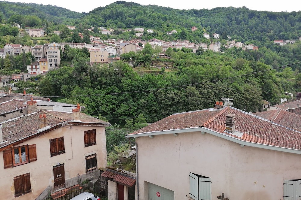 Gîte et Chambres d'hôtes Le Trois Mâts, Chambre d'Hôtes à Thiers