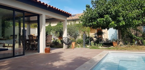 La Maison des Romarins, Chambre d'Hôtes à Aigremont