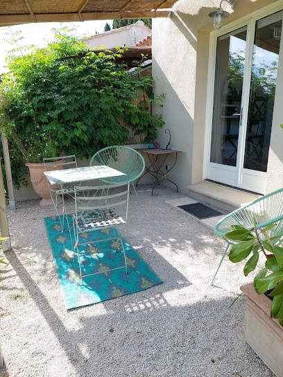 Le Jardin du Castillon, Chambre d'Hôtes à Paradou